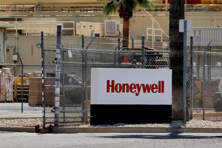 Honeywell will split into 3 companies, ending the run for one of the few remaining U.S. industrial conglomerates