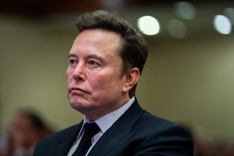 Billionaires earning $10 billion per day in January are suddenly watching their net worth get wiped out—Elon Musk has lost $90 billion alone