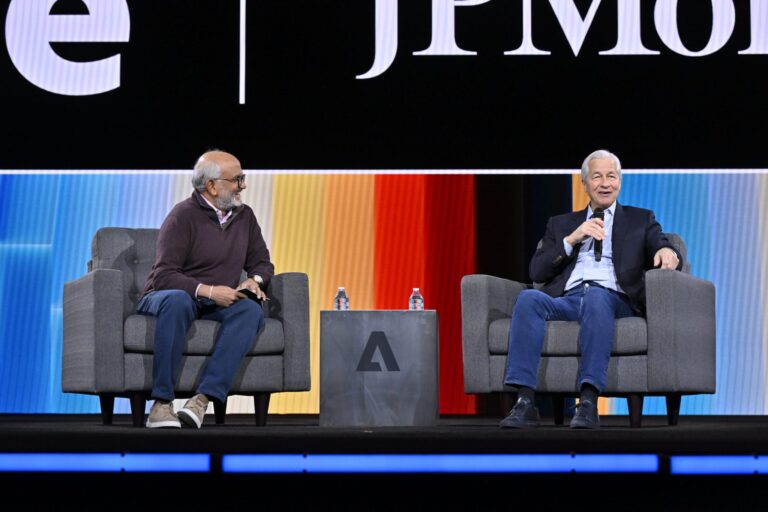 Jamie Dimon offers 4 pieces of advice for leaders