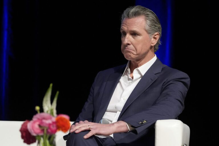 Gavin Newsom is welcoming prominent conservatives on his new podcast, but critics say it’s risky to align himself ‘in a slightly unpredictable middle’