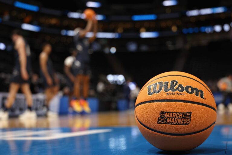 How to watch the First Four of the 2025 NCAA Tournament for free—and without cable